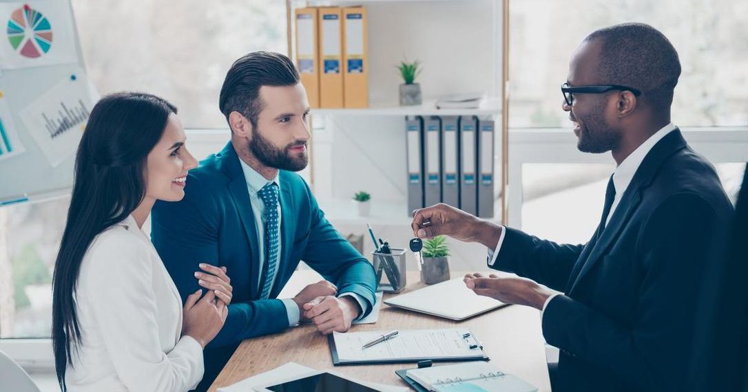 Who’s Better – Mortgage Banker Or Large Financial Company?