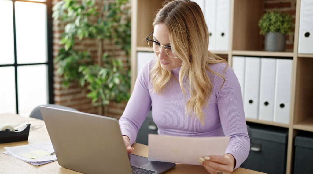What You Must Know Before Taking Out a Short-Term Payday Loan