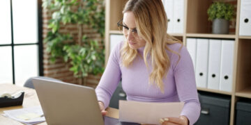 What You Must Know Before Taking Out a Short-Term Payday Loan